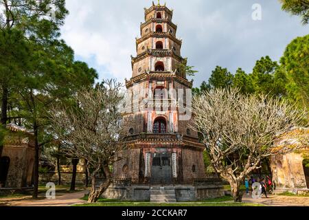 Vietnam, Hue, Pagoda of the Celestial Lady or Thien Mu Pagoda Stock Photo