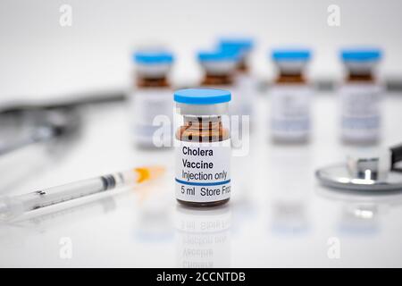 Cholera vaccine to prevent travellers' diarrhoea Stock Photo