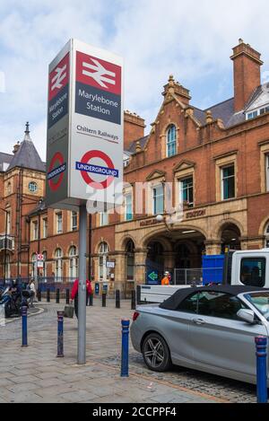 Marylebone railway station in Melrose Place, Marylebone, London, England, UK Stock Photo