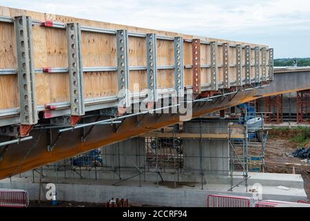 Taplow, Berkshire, UK - 16th August, 2020. The M4 was closed again this weekend between junctions 6 (Slough/Windsor) and Junction 8/9 (Maidenhead) as the final part of a new bridge across the M4 was installed. The hard shoulder between the M4 Junctions 3 and 12 will be converted into a traffic lane, however, the project remains controversial following the number of deaths on other UK Smart Motorways. Credit: Maureen McLean/Alamy Stock Photo