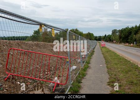 Taplow, Berkshire, UK - 16th August, 2020. The M4 was closed again this weekend between junctions 6 (Slough/Windsor) and Junction 8/9 (Maidenhead) as the final part of a new bridge across the M4 was installed. The hard shoulder between the M4 Junctions 3 and 12 will be converted into a traffic lane, however, the project remains controversial following the number of deaths on other UK Smart Motorways. Credit: Maureen McLean/Alamy Stock Photo