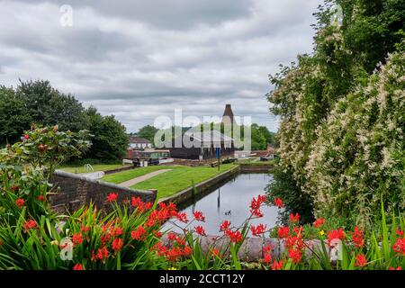 Lock Gates on the Stourbridge Canal near Wordsley, Dudley, Black Country, West Midlands Stock Photo