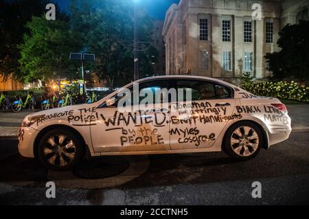 Louisville, United States. 23rd Aug, 2020. LOUISVILLE, KY- AUGUST 23: A car sits near Jefferson Square Park in Louisville, Kentucky after the police shooting of Jacob Blake on August 23, 2020 in Kenosha, Wisconsin . (Photo by Chris Tuite/ImageSPACE) Credit: Imagespace/Alamy Live News Stock Photo