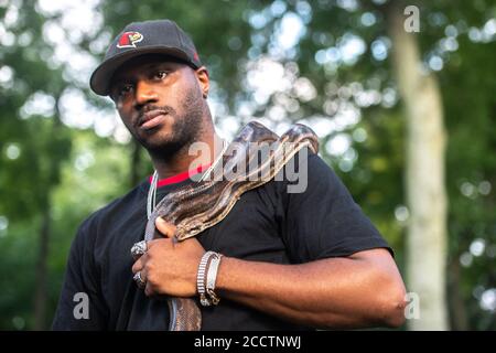 Louisville, United States. 23rd Aug, 2020. LOUISVILLE, KY- AUGUST 23: Attendies of the Bre-B-Q during the second day of BreonnaCon at Shawnee Park on August 23, 2020 in Louisville, Kentucky after the death of Breonna Taylor . (Photo by Chris Tuite/ImageSPACE) Credit: Imagespace/Alamy Live News Stock Photo