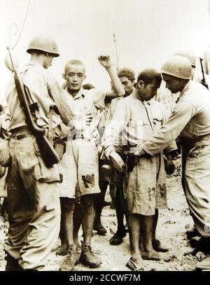 Japanese prisoners of war under direction of military police ...