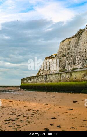 Kingsgate Castle on the cliffs above Kingsgate Bay, Broadstairs, Kent, South East England at dusk Stock Photo