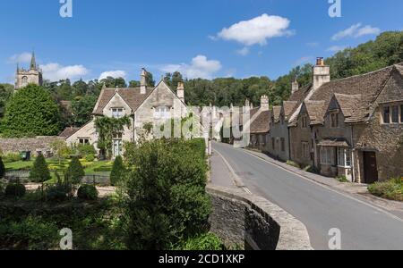 “Castle Combe” village street, Wiltshire, picturesque Cotswolds, England, UK Stock Photo