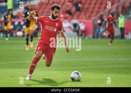 Salzburg, Austria August 25, 2020: Test match - 20/21 - RB Salzburg vs. Liverpool FC Mohamed Salah (Liverpool FC), action/single image/with ball/| usage worldwide Stock Photo