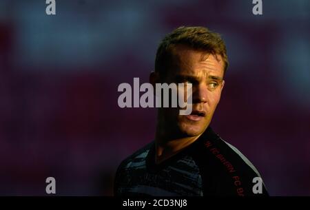 goalwart Manuel NEUER (M) in the evening sun, sunset, sunset, portraet, portrÃ t, portrait, cropped single image, single motif, football Champions League, final, Paris St. Germain (PSG) - FC Bayern Munich (M). 0: 1, on August 23, 2020 at the Estadio da Luz in Lisbon/Portugal. PHOTO: Peter Schatz/Pool via SVEN SIMON photo agency. Ã‚Â | usage worldwide Stock Photo