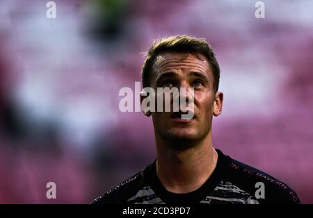 goalwart Manuel NEUER (M) in the evening sun, sunset, sunset,, portraet, portrÃ t, portrait, cropped single image, single motif, football Champions League, final, Paris St. Germain (PSG) - FC Bayern Munich (M). 0: 1, on August 23, 2020 at the Estadio da Luz in Lisbon / Portugal. PHOTO: Peter Schatz / Pool via SVEN SIMON photo agency. Ã‚Â | usage worldwide Stock Photo