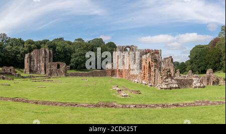 Panoramic view of the hugely impressive remains of Furness Abbey near Barrow-in-Furness Stock Photo