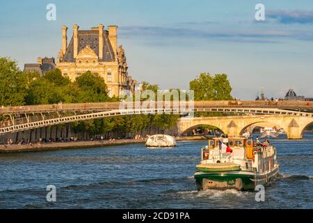 France, Paris, area listed as World Heritage by UNESCO, the Louvre museum and the Leopold Sedar Senghor Footbridge Stock Photo