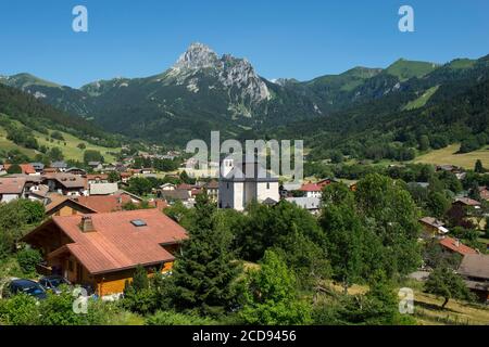 France, Haute Savoie, massif of Chablais, Bernex, the village church and the Oche Stock Photo