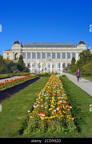 France, Paris, Museum of Natural History, The Plants Gardens and the Grand Gallery of Evolution Stock Photo
