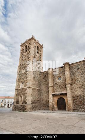 MADRIGALEJO, SPAIN - Aug 07, 2019: View of the town, street, houses and buildings of Madrigalejo. Stock Photo
