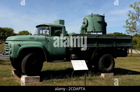 The APM 90m mobile air landing beacon displayed at the museum