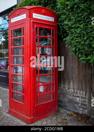 Free book exchange Telephone box, Royal Parade Chislehurst Stock Photo