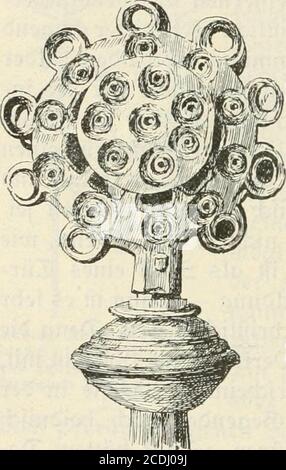 . Germanische götter und helden in christlicher Zeit : Beiträge zur Entwicklungsgeschichte der deutschen Geistesform . rfnrd?tsfreife lag jener gcit ber Heligionsmciigcrci burd?aus Jial^c. — (Dscinowtelius, Das Iateinifd?e Kreii.^, mannus, i9(5frf?rcibt, bas ariecl?ifd?c Kreu3 l^abemit Cljriftt Kreu3 nid^ts 3U um; in bem latcinifd-ien Kreu3 fäiibeii ftc^ bt uraltenSititibilöer bes Sonnengottes, Hab unb 2Ijt; bas lTTarterhol3(Ibrifti aber tourbc lauge3al|rbuubertc nur Tförmig bargeftellt unb I^abc oatjrfdpeinltdj aud? fo ausgcfcl|cn;bas lUort ber (Quellen arnvQot: fjeifie nur Pfabl.. ilbb. 85. Stock Photo