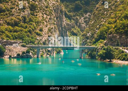 Verdon Gorge, Lake of Sainte-Croix, France. Bridge over the Lake of Sainte-Croix in south-eastern France. Provence-Alpes-Cote d'Azur. Stock Photo