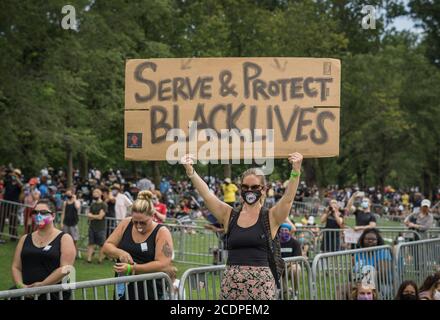 Dc, United States. 28th Aug, 2020. The National Action Network held a commemorative march on the anniversary of the Civil Right March in 1963. The Commitment March drew thousands of people to the Lincoln Memorial pool in Washington DC. (Photo by Steve Sanchez/Pacific Press) Credit: Pacific Press Media Production Corp./Alamy Live News Stock Photo