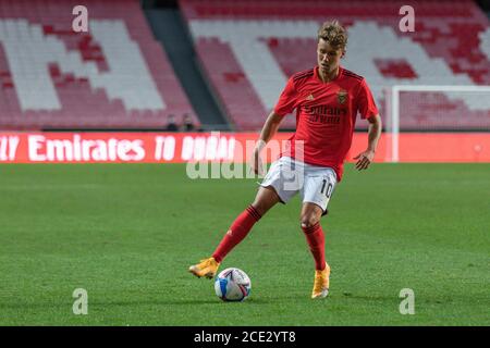 Lisbon, Portugal. August 30, 2020. Lisbon, Portugal. Benfica's forward from Germany Luca Waldschmidt (10) in action during the friendly game between SL Benfica vs AFC Bournemouth © Alexandre de Sousa/Alamy Live News Stock Photo