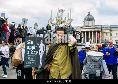 WESTMINSTER, LONDON/ENGLAND- 29 August 2020: Protesters at an anti-lockdown Unite for Freedom Rally, against coronavirus restrictions Stock Photo