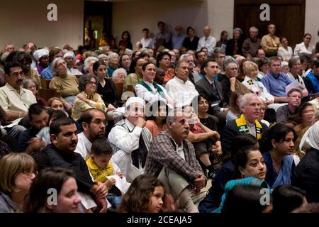 Austin, TX November 18, 2007: Interfaith Thanksgiving celebration sponsored by the Austin Area Interreligious Ministries and the Forum for Muslims for Unity.  The service, held at Congregation Beth Israel synagogue, attracted about 1,000 worshippers. ©Bob Daemmrich Stock Photo