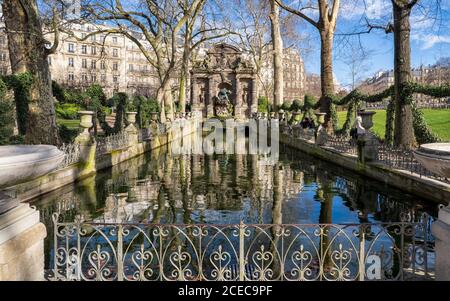 PARIS, FRANCE - MARCH 13, 2108: Garden in Paris, France Stock Photo