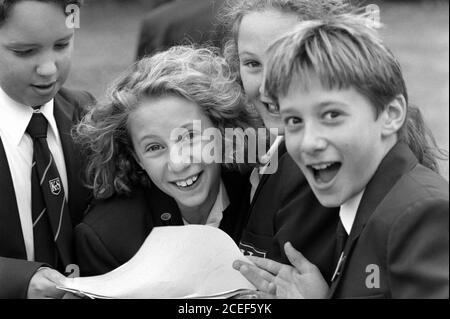 King Solomon’s School, Forest Road, Barkingside, Ilford. Jewish School going for Grant Maintained status. 10 September 1993. Photo: Neil Turner Stock Photo