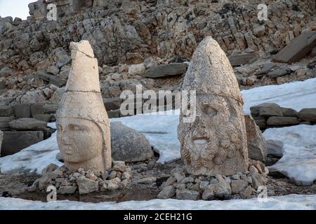 Statues on Nemrut mountain, Turkey (Nemrut Dağı) Stock Photo