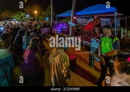 eMDee giving a concert at Mindil Beach Market in Darwin, Australia Stock Photo