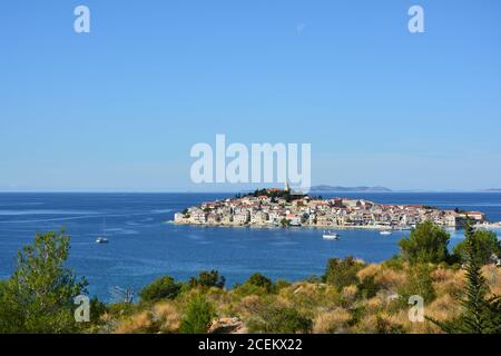 Historic peninsula town of Primošten in the Adriatic sea, Croatia Stock Photo