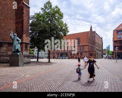 Marktkirche und Altes Rathaus an Platz AmMarkt in Hannover, Niedersachsen, Deutschland, Europa Market church and Old Tonwhall at square Am Markt in Ha Stock Photo