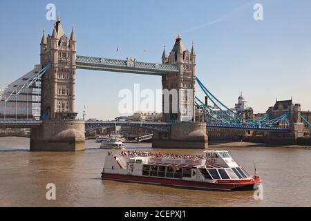 Tower bridge and cruise boat on the River Thames, London Stock Photo