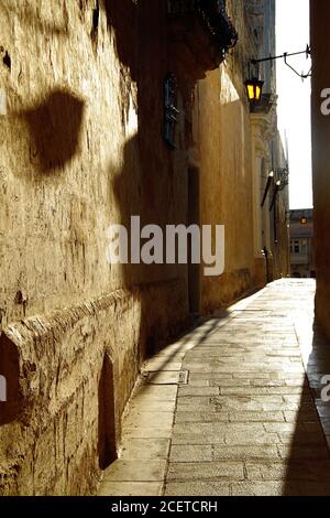 Narrow street in Mdina, Malta Stock Photo