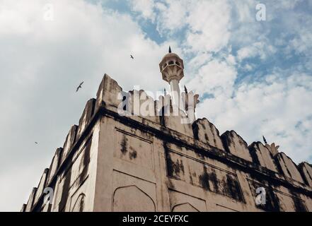 Moti Masjid (Perl Mosque) wall in Red Fort Complex, New Delhi, India Stock Photo