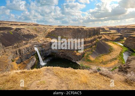 The deep gorge canyon river and waterfall from above at Palouse Falls State Park in the high desert of Washington State, USA Stock Photo