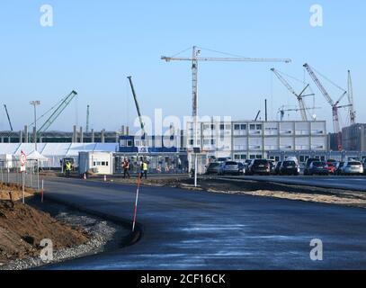 03 September 2020, Brandenburg, Grünheide: View of the construction site of the future Gigafactory Berlin-Brandenburg of the US-American car manufacturer Tesla. The US electric car manufacturer wants to produce about 500,000 electric vehicles per year in Grünheide starting in summer 2021. Photo: Julian Stähle/dpa-Zentralbild/dpa Stock Photo