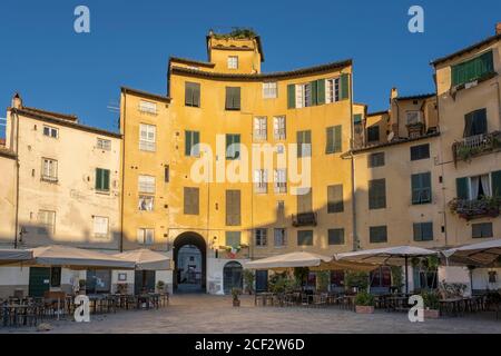 Piazza Anfiteatro in Lucca, Tuscany Italy on a sunny day Stock Photo