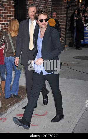 Manhattan, United States Of America. 18th Nov, 2009. SMG NY1 Robert Pattinson Letterman 111809 11.jpg NEW YORK - NOVEMBER 18: Actor Robert Pattinson visits 'Late Show With David Letterman' at the Ed Sullivan Theater on November 18, 2009 in New York City( Credit: Storms Media Group/Alamy Live News Stock Photo