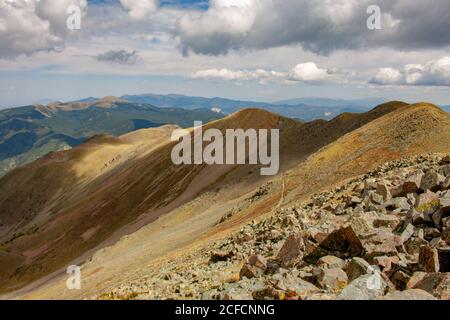 View of the Sangre de Cristo mountain range from Wheeler Peak in Taos, New Mexico, USA Stock Photo