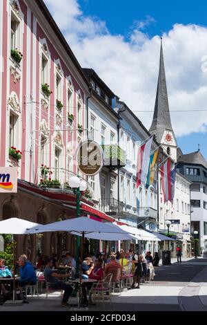 Bad Ischl, Old Town, street Pfarrgasse, church St. Nikolaus in Salzkammergut, Upper Austria, Austria Stock Photo