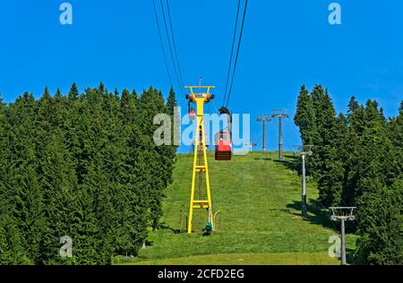 Fichtelberg Schwebebahn on the Fichtelberg, health resort Oberwiesenthal, Ore Mountains, Saxony, Germany Stock Photo