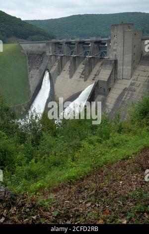 Kinzua Dam Power Station, Warren County, Allegheny National Forest, Pennsylvania, USA Stock Photo