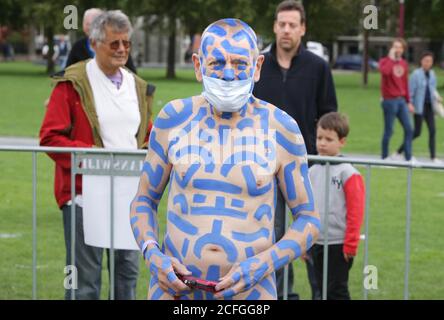 Amsterdam, Netherlands. 05th Sep, 2020. A man poses for the photo during Body-paint Art at the Museumplein on September 5, 2020 in Amsterdam, Netherlands The Body-paint Art Amsterdam promote body paint and freedom of expression of the artists and models.(Photo by Paulo Amorim/Sipa USA) Credit: Sipa USA/Alamy Live News Stock Photo
