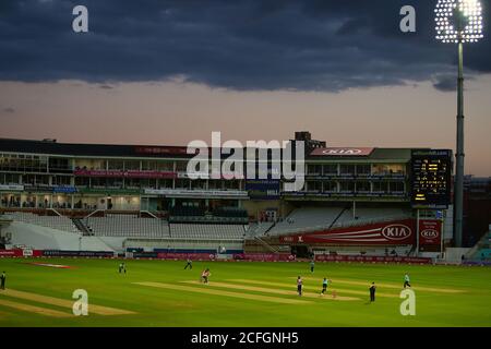 London, UK. 05th Sep, 2020. LONDON, ENGLAND. SEPTEMBER 05 2020: A general view during the Vitality Blast T20 match between Surrey and Middlesex, at The Kia Oval, Kennington, London, England. On the 5th September 2020. (Photo by Mitchell Gunn/ESPA-Images) Credit: European Sports Photo Agency/Alamy Live News Stock Photo