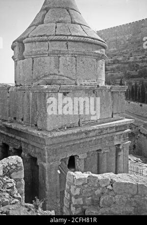 Valley of Jehoshaphat and Hinnom. Absalom's Pillar ca. 1898-1946 Stock Photo