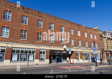 Cambridge City Council Customer Sevice Centre on St Andrew's Street, Cambridge, Cambridgeshire, UK. Stock Photo