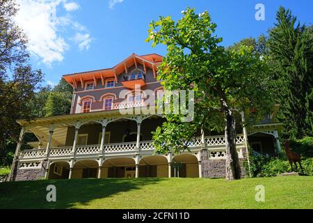 JIM THORPE, PA -30 AUG 2020- View of the historic Asa Packer Mansion in Jim Thorpe (formerly Mauch Chunk) in the Lehigh Valley in Carbon County, Penns Stock Photo