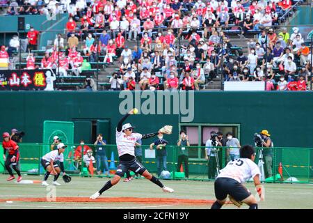 Kanagawa, Japan. 6th Sep, 2020. Yukiko Ueno (Bee Queen) Softball : 53rd Japan Women's Softball League match between Toyota Red Terriers - Bic Camera Bee Queen at Yamato Stadium in Kanagawa, Japan . Credit: Naoki Nishimura/AFLO SPORT/Alamy Live News Stock Photo